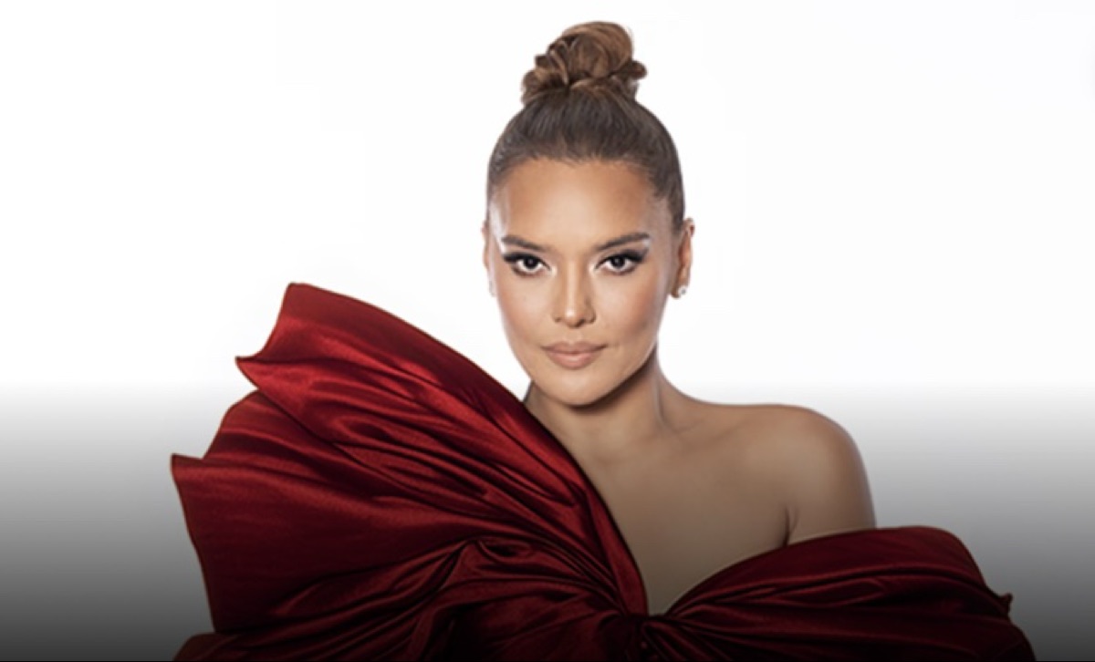 Demet Akalın